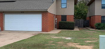 303 Willow Branch Rd APT A, Norman, OK 73072