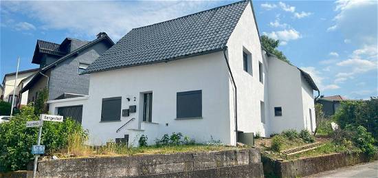 Landleben und gute Infrastruktur im Wohnhaus in Madfeld