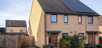 2 bedroom semi-detached house for sale