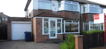 3 bedroom semi-detached house