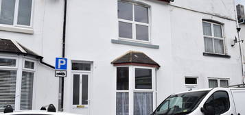 2 bed terraced house to rent