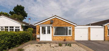 2 bedroom semi-detached bungalow for sale