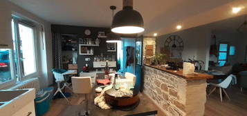 Maison 183m2 bourg de Lusanger