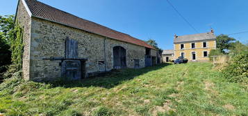 Maison Mainsat avec dépendances et terrain