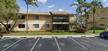 3013 N Oakland Forest Dr Apt 203, Oakland Park, FL 33309