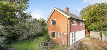 3 bedroom detached house