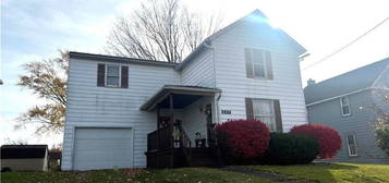 449 E  Martin St, East Palestine, OH 44413