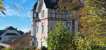 Wohnen in schöner Bergischer Villa