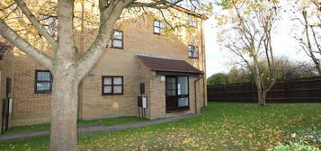 Flat to rent in Ladd Close, Kingswood, Bristol BS15