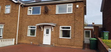 3 bed property to rent