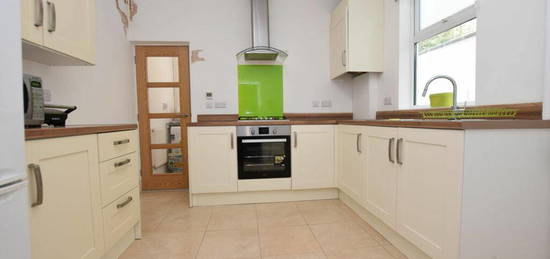 4 bedroom terraced house