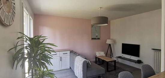 Appartement  à louer, 2 pièces, 1 chambre, 46 m²