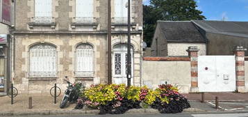 Maison Saint Jean De La Ruelle