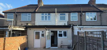 Terraced house to rent in Beatrice Road, Southall UB1