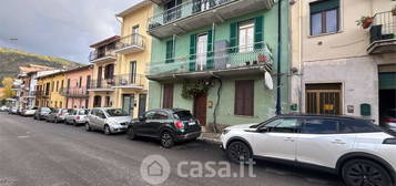 Trilocale in Via Casavetere 212