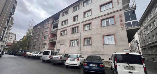 MRS'DEN MENDERES CAD. KENT PARK KARŞISI KİRALIK 3+1 DAİRE