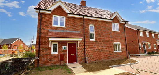 4 bedroom semi-detached house to rent