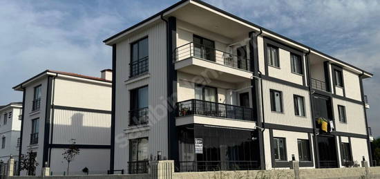 SAKARYA HANLIKÖY MAH. KİRALIK 2+1 LÜX DAİRE