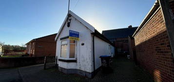 2 bed detached bungalow for sale