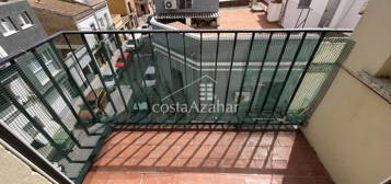 Alquiler de Piso en Zona Plaza Donoso Cortés - Avda Magdalena