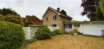 Detached house to rent in Altwood Close, Maidenhead, Windsor And Maidenhead SL6