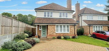 4 bedroom detached house