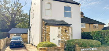 2 bedroom detached house for sale