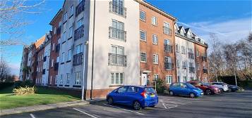 Flat to rent in Greenings Court, Warrington WA2