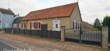 Charmante maison de village sur un terrain clos de 519 m²