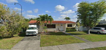 9635 SW 45th Ter, Miami, FL 33165