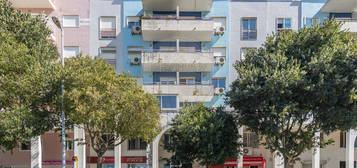 Apartamento T3 à venda em Almada