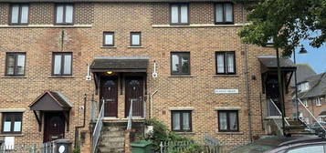 Flat for sale in 43 Keatley Green, Chingford, London E4