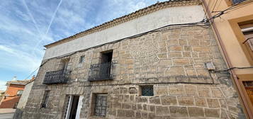 Casa adosada en venta en Plaza del Campillo, Baltanás