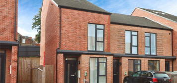 Town house for sale in Wellgate Place, Rotherham, South Yorkshire S60