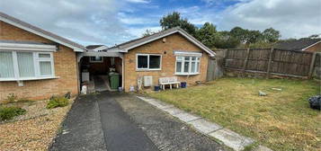 2 bed detached bungalow for sale