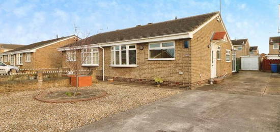 2 bedroom semi-detached bungalow for sale