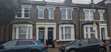 3 bedroom terraced house