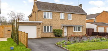 Detached house to rent in Greatfield Drive, Charlton Kings, Cheltenham, Gloucestershire GL53