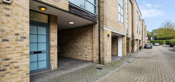 2 bedroom mews house