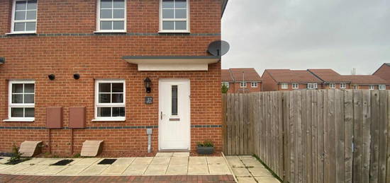 2 bedroom semi-detached house for sale