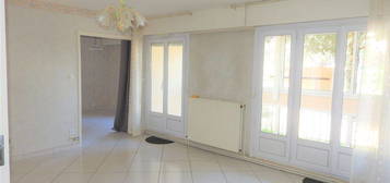 APPARTEMENT T4 de 102.60 m2 AVEC ASCENSEUR +BUAND+LOGGIA FERMEE+CAVE+PARKING