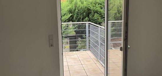 Moderne 3 Raum Wohnung 115 m2 mit Terrasse