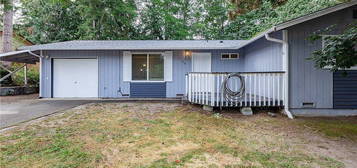 1140 Silverleaf Ct E, Port Orchard, WA 98366