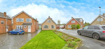 3 bed detached bungalow for sale