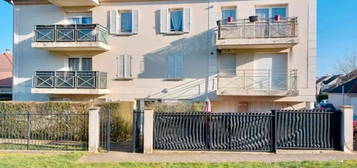 F2 moderne avec balcon et parking