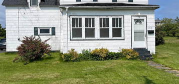 153 Lake Rd, Glace Bay, NS B1A 2G8