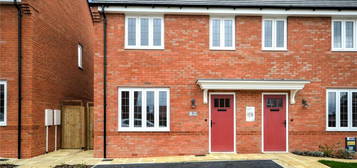 3 bedroom semi-detached house