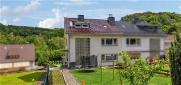 Umfangreich modernisiertes Zweifamilienhaus mit vielen Extras in Lüdenscheid-Gevelndorf