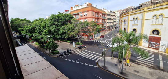 Piso de alquiler en Duggi - Rambla - Los Hoteles