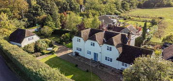 6 bed detached house for sale